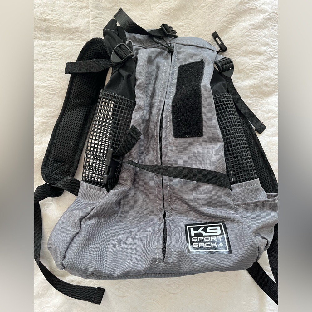 Like new: K9 sport sack